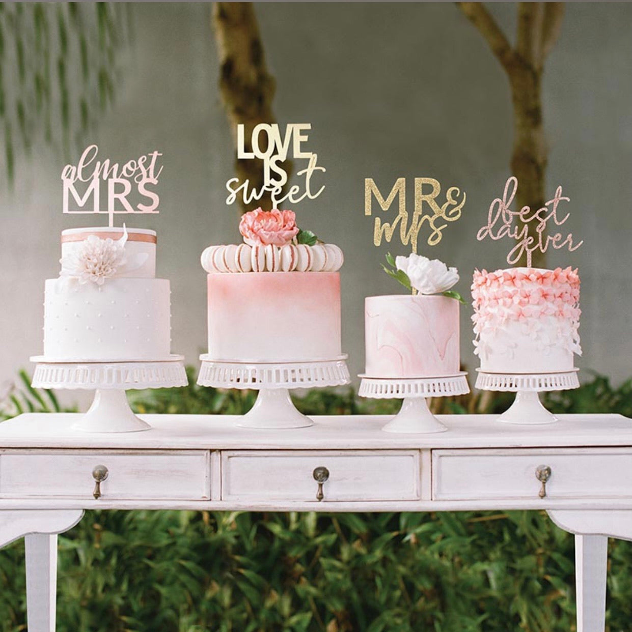 Mr & Mrs - Acrylic Cake Topper